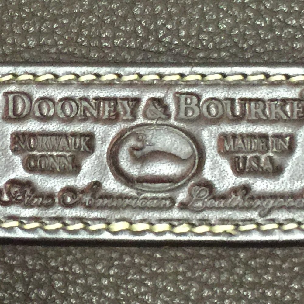 DOONEY AND BOURKE SMALL PURSE - Picture 4 of 4